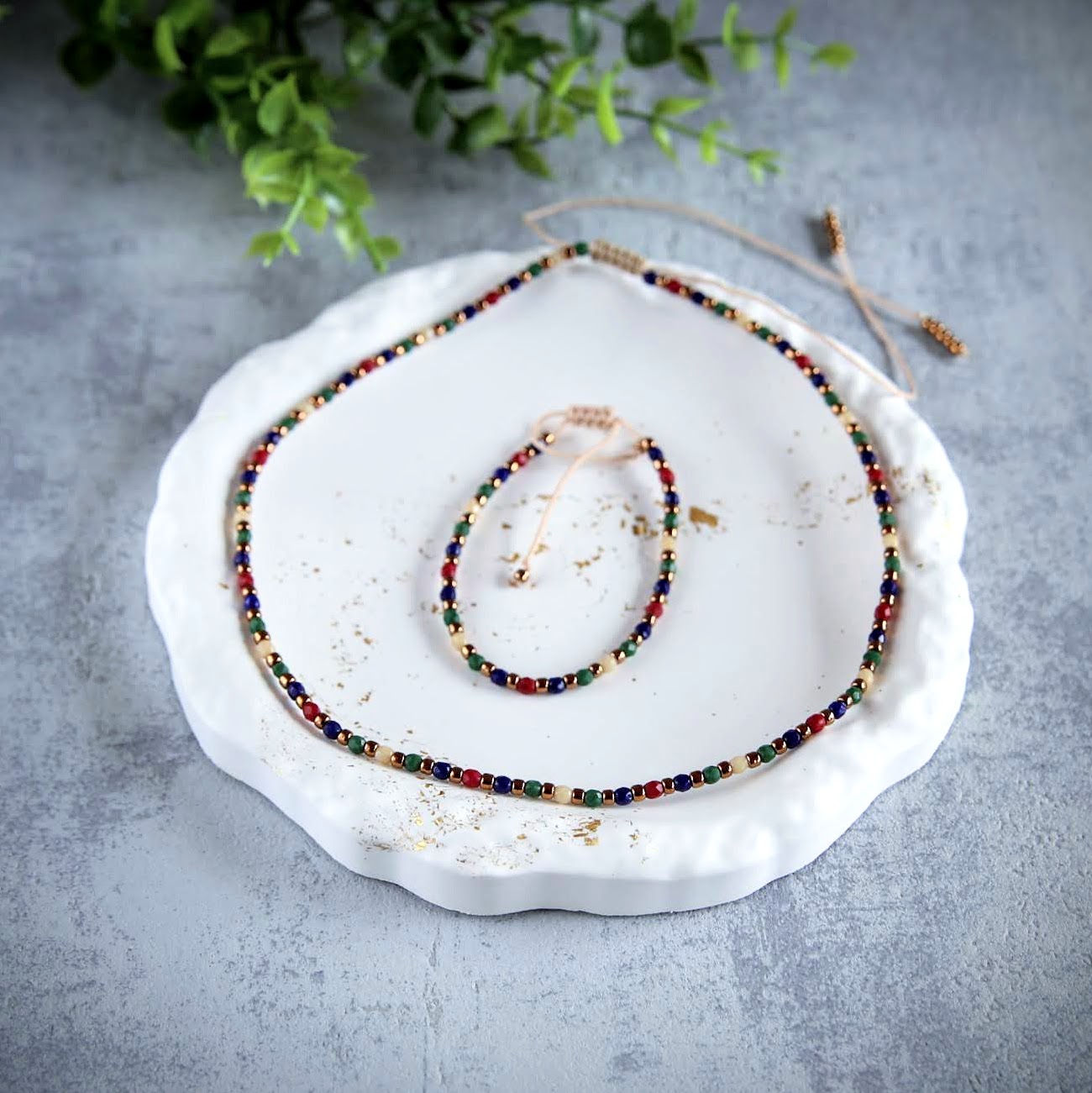 zestaw biżuterii naszyjnik z koralików, bransoletka z koralików, zestaw biżuterii