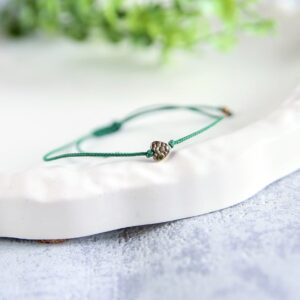 bransoletka na sznurku