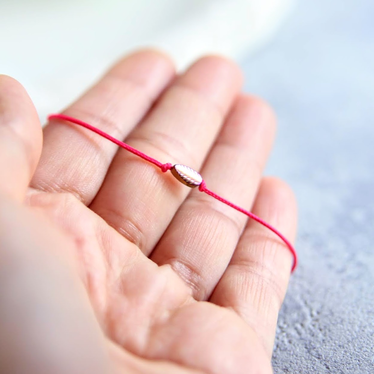 bransoletka na sznurku