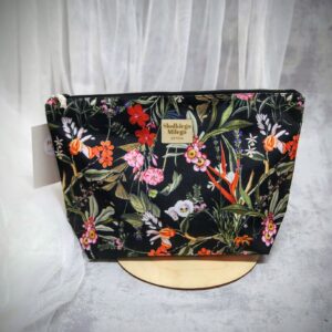 Duża Kosmetyczka Dark Blooming Garden