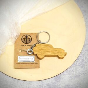 drewniany brelok