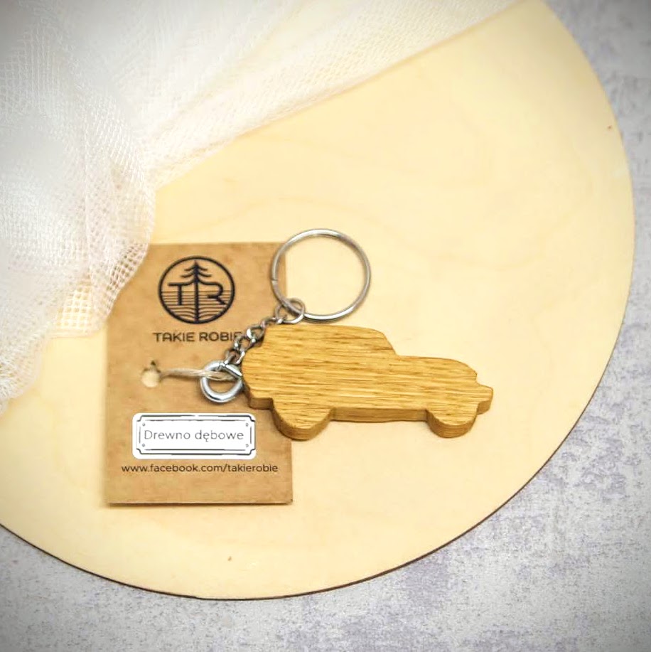 drewniany brelok