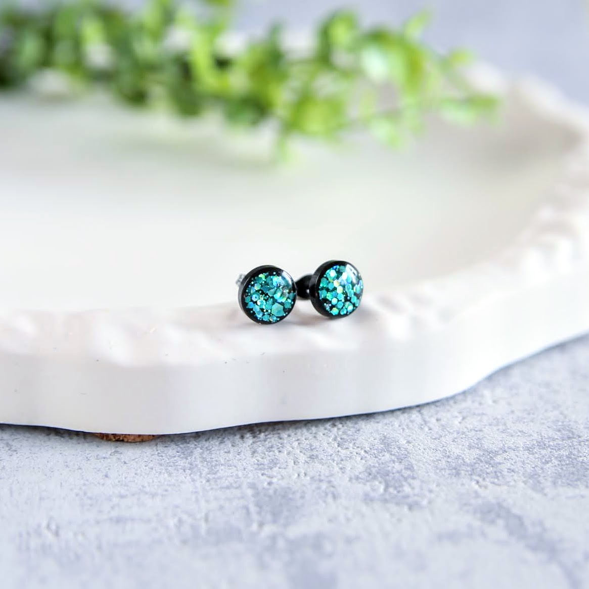 kolczyki sztyfty z żywicy kolczyki sztyfty z żywicy