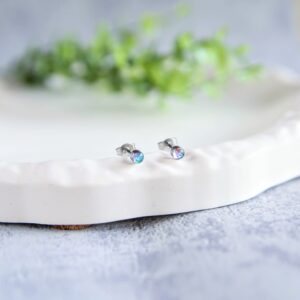 kolczyki sztyfty z żywicy