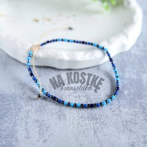 bransoletka z koralików na kostkę