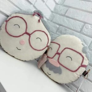 Poducha Babcia Bordowe Okulary