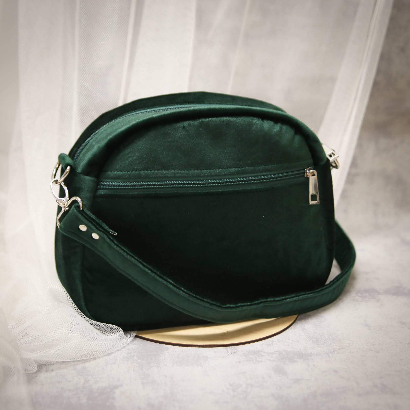 welurowa torebka w kwiaty welurowa torebka w kwiaty