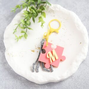 brelok breloczek z literką